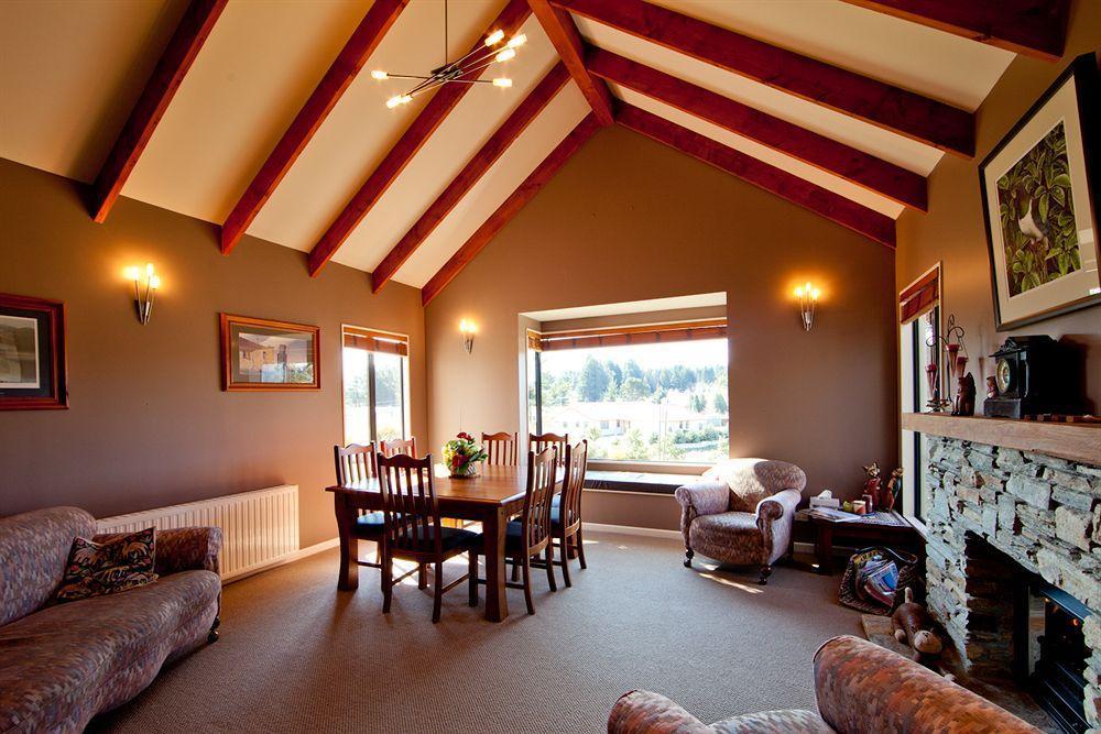 Alpine Peaks Apartment Wanaka Esterno foto