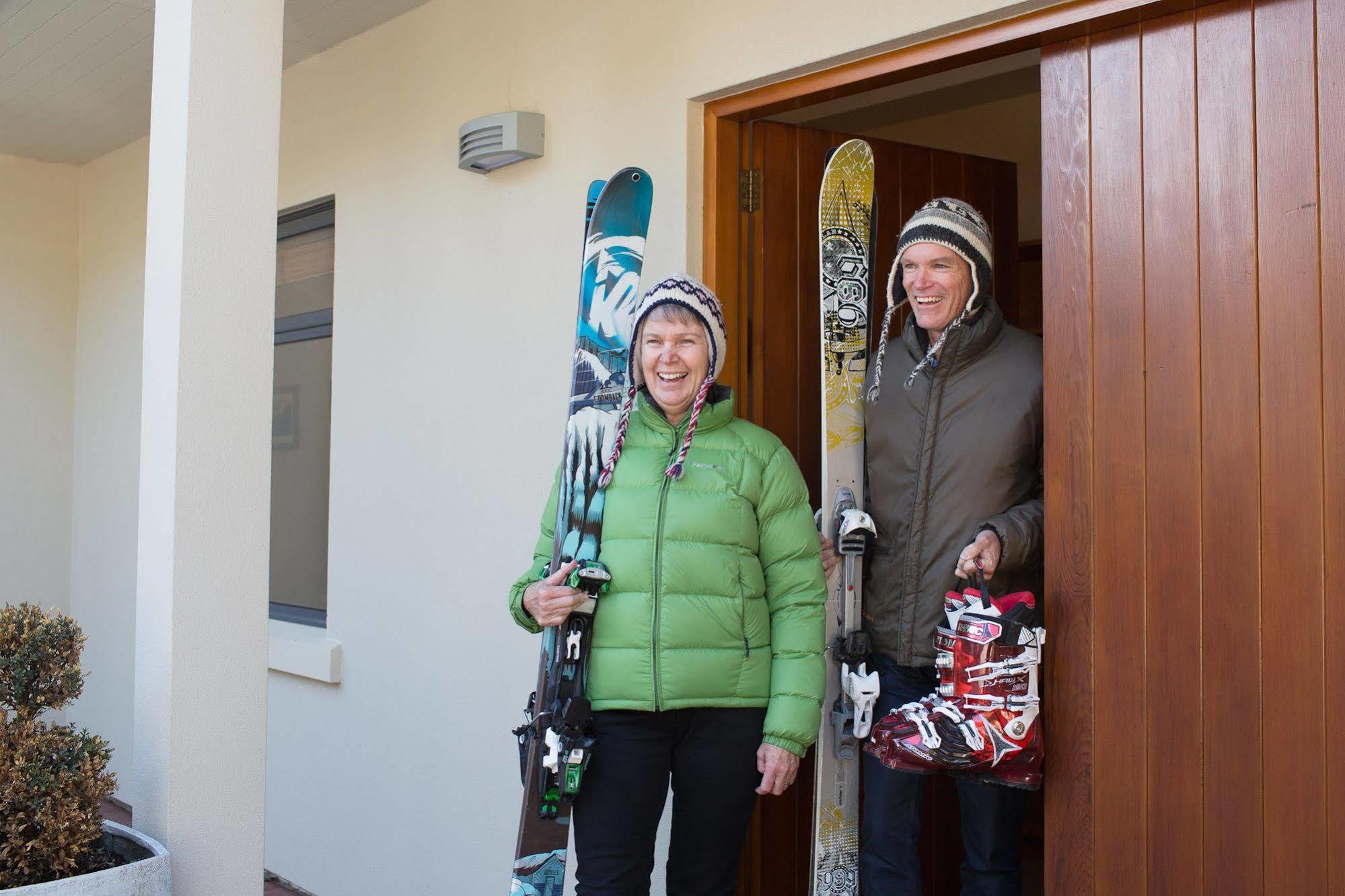 Alpine Peaks Apartment Wanaka Esterno foto